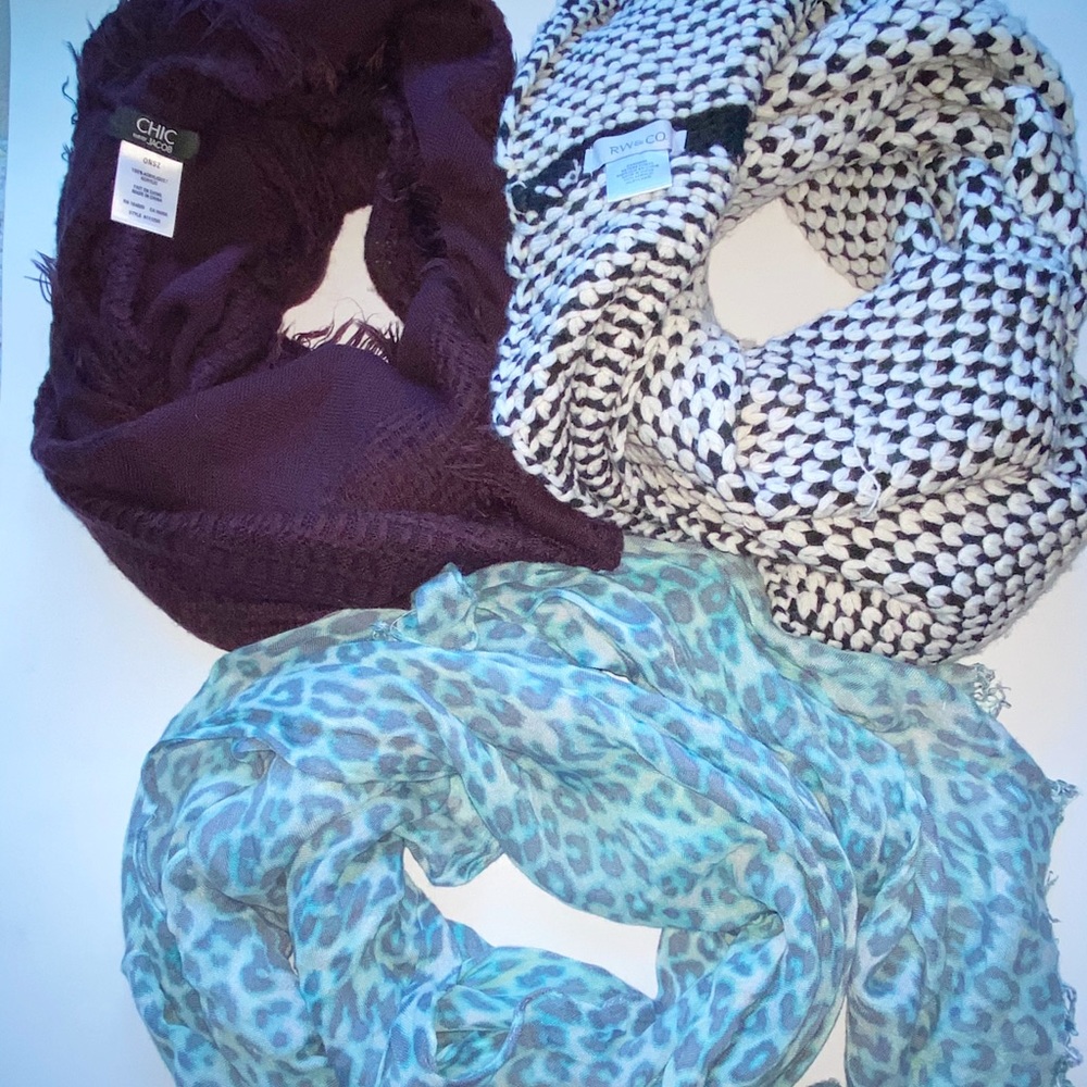 Scarfs